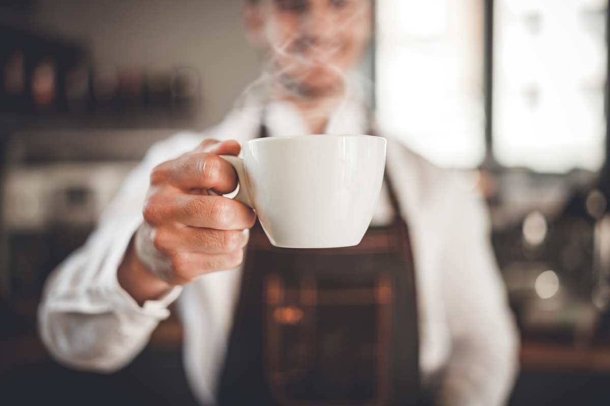 Préparation d'un café artisanal