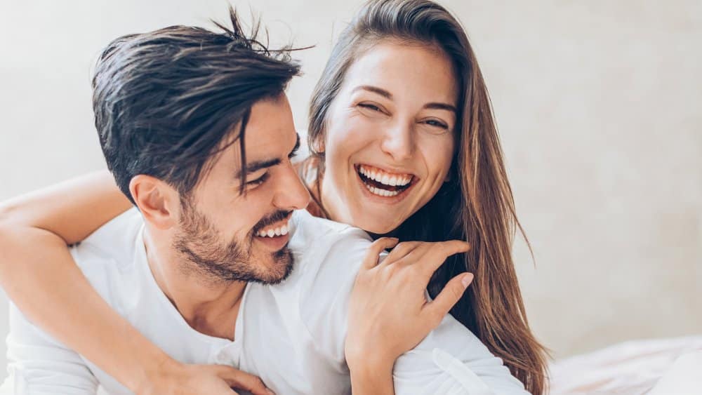 Couple dans une relation compliquée