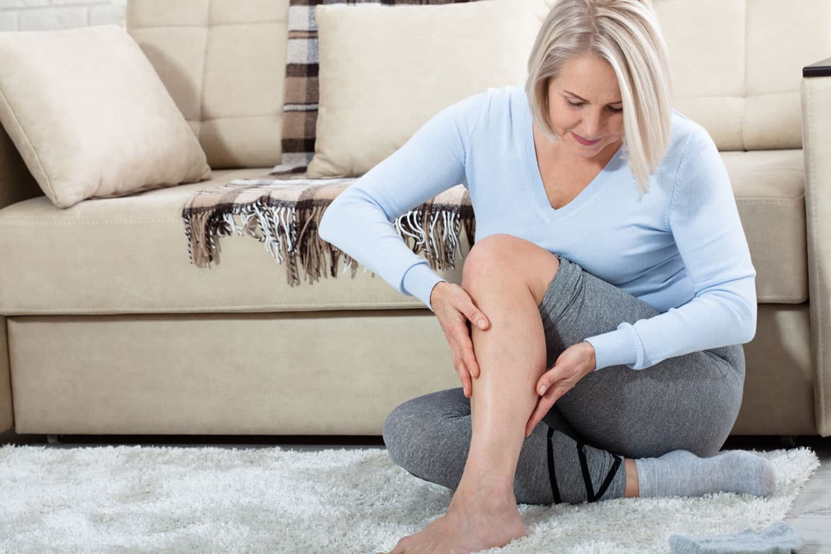 Consultation médicale pour douleurs aux jambes