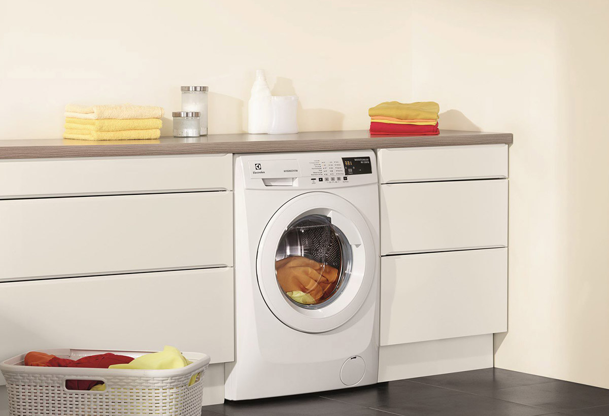 Installation d'un lave-linge moderne