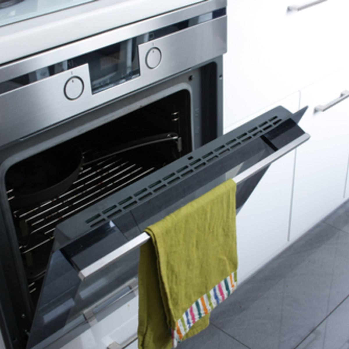 Emplacement idéal pour un torchon près de l'évier