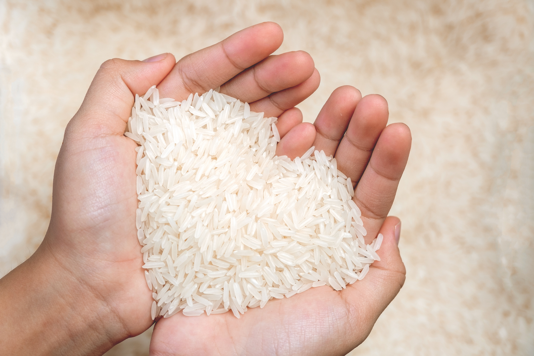 Grain de riz complet aux propriétés nutritives