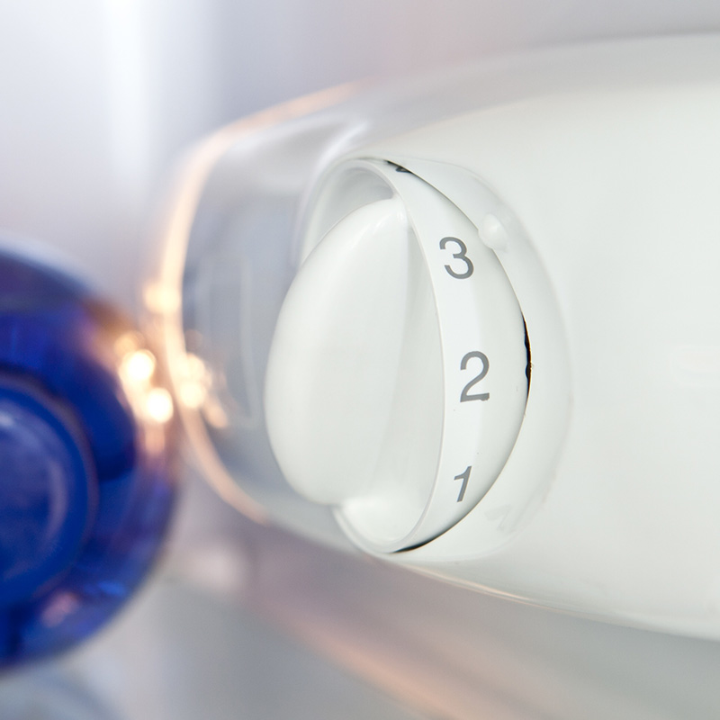 Thermostat de réfrigérateur avec réglage de température