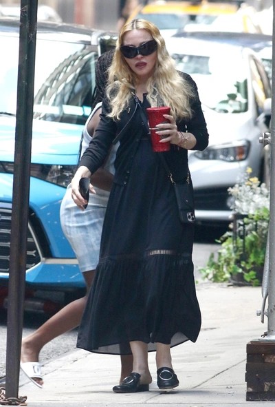 Portrait serein de Madonna