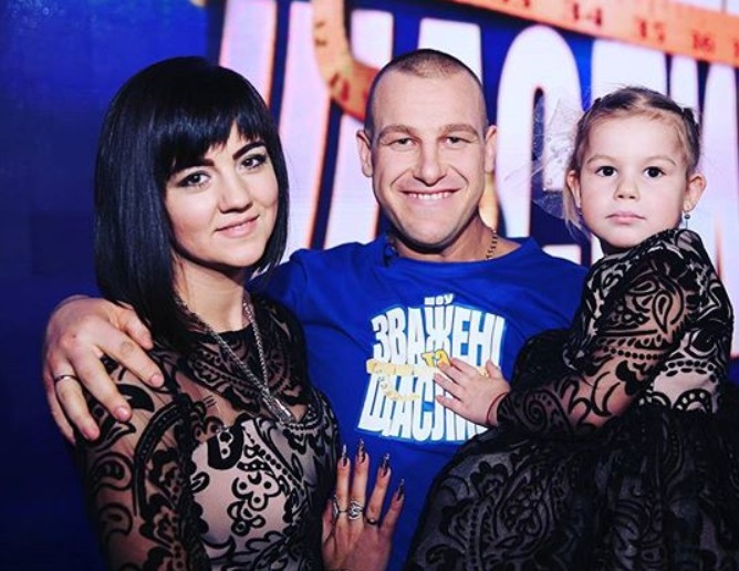 Photo d'Arkadiy transformé, souriant et plus léger